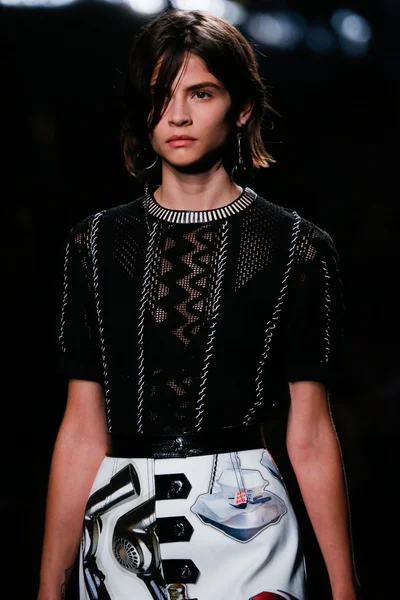 Look 42